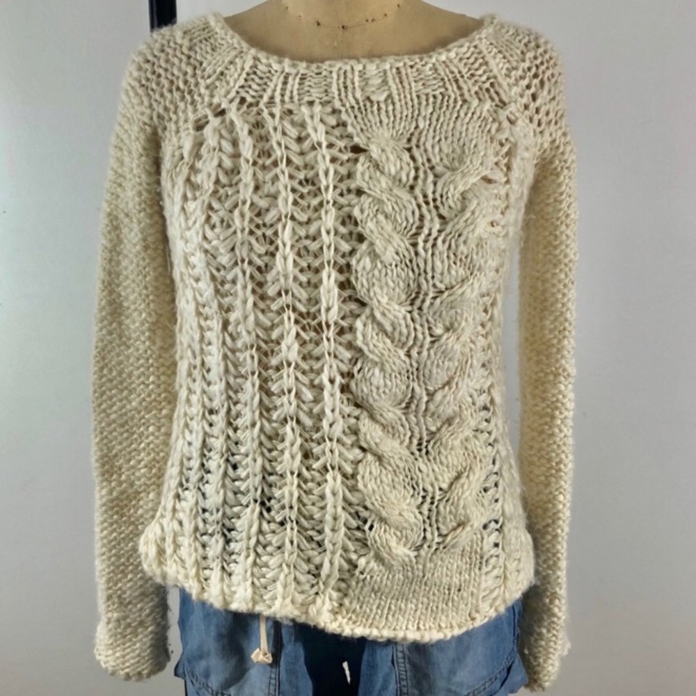 FREE PEOPLE Cream/White Cozy Sweater